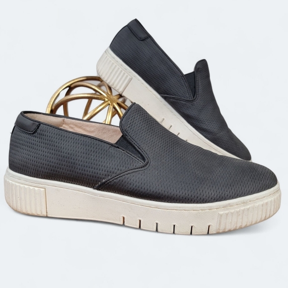 Soul Naturalizer Black Slip-On Sneakers Size 10 Comfy Slip On Shoes Loafers - Picture 1 of 17